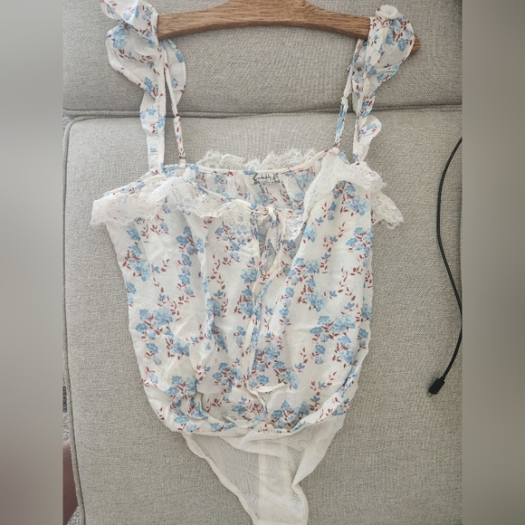NWT FREE PEOPLE Take It Away Bodysuit size medium floral Womens - Picture 7 of 13
